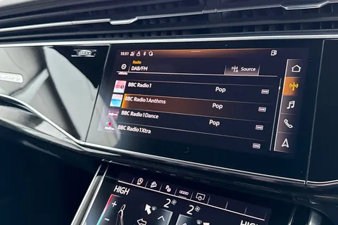 WD71ZLX Audi SQ7 Black Edition TFSI  507 PS tiptronic Thumbnail #38