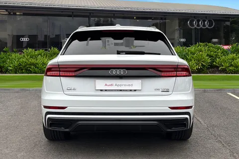 PF23VRR Audi Q8 Black Edition 55 TFSI quattro 340 PS tiptronic Thumbnail #4