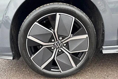  Volkswagen Golf 1.5 eTSI MHEV Black Edition DSG Euro 6 (s/s) 5dr Thumbnail #11
