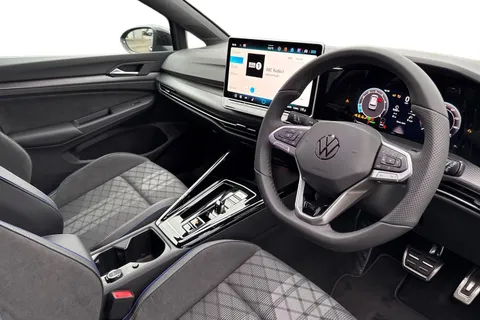  Volkswagen Golf 1.5 eTSI MHEV Black Edition DSG Euro 6 (s/s) 5dr Thumbnail #14