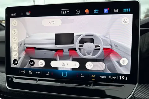  Volkswagen Golf 1.5 eTSI MHEV Black Edition DSG Euro 6 (s/s) 5dr Thumbnail #22