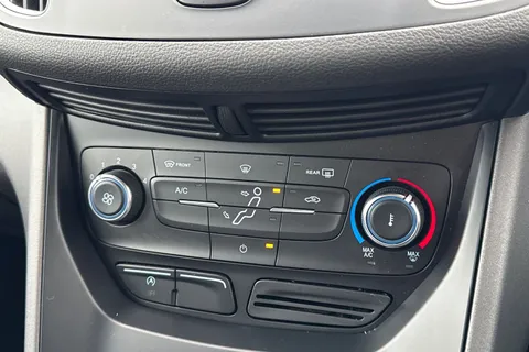 BD66KPV Ford C-Max 1.0T EcoBoost Zetec Euro 6 (s/s) 5dr Thumbnail #23