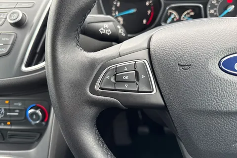 BD66KPV Ford C-Max 1.0T EcoBoost Zetec Euro 6 (s/s) 5dr Thumbnail #40