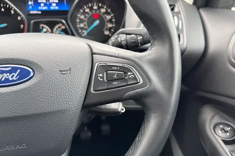 BD66KPV Ford C-Max 1.0T EcoBoost Zetec Euro 6 (s/s) 5dr Thumbnail #41