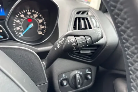 BD66KPV Ford C-Max 1.0T EcoBoost Zetec Euro 6 (s/s) 5dr Thumbnail #43