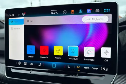  Volkswagen Golf 1.5 eTSI MHEV Black Edition DSG Euro 6 (s/s) 5dr Thumbnail #52