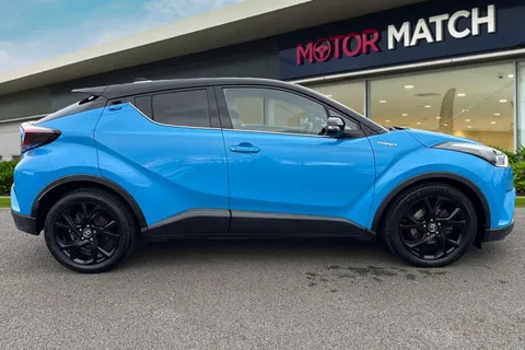 CX68ULO Toyota C-Hr 1.8 VVT-h Dynamic CVT Euro 6 (s/s) 5dr Thumbnail #4