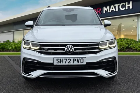 SH72PVO Volkswagen Tiguan 2.0 TDI R-Line DSG 4Motion Euro 6 (s/s) 5dr Thumbnail #7