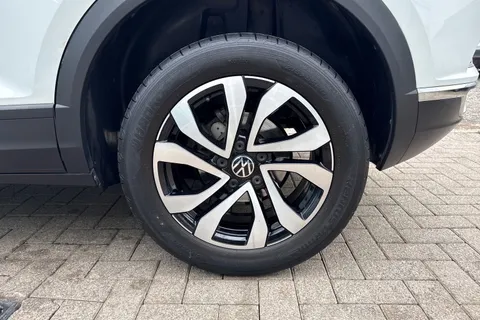 DF71LHA Volkswagen T-Roc 1.0 TSI 110 Active 5dr Heated Seats | ACC Thumbnail #11