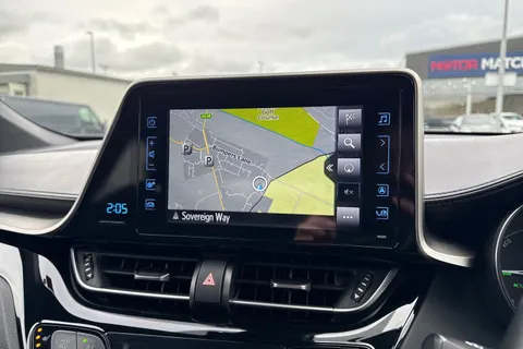 CX68ULO Toyota C-Hr 1.8 VVT-h Dynamic CVT Euro 6 (s/s) 5dr Thumbnail #18