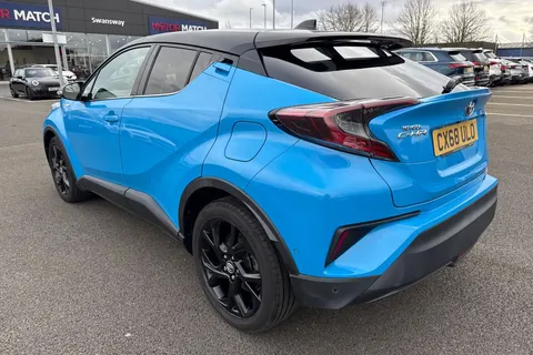 CX68ULO Toyota C-Hr 1.8 VVT-h Dynamic CVT Euro 6 (s/s) 5dr Thumbnail #31