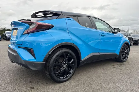 CX68ULO Toyota C-Hr 1.8 VVT-h Dynamic CVT Euro 6 (s/s) 5dr Thumbnail #36