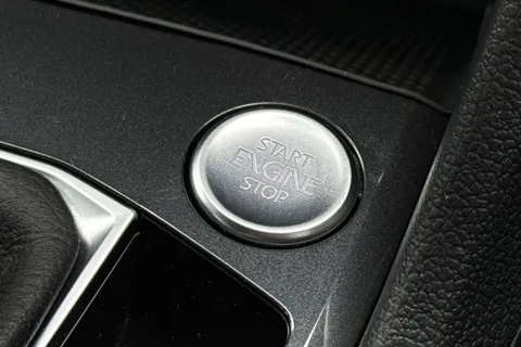 SH72PVO Volkswagen Tiguan 2.0 TDI R-Line DSG 4Motion Euro 6 (s/s) 5dr Thumbnail #46