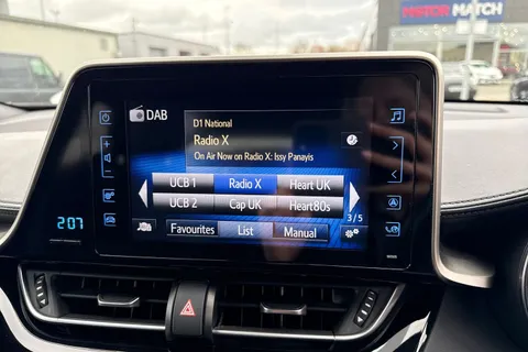 CX68ULO Toyota C-Hr 1.8 VVT-h Dynamic CVT Euro 6 (s/s) 5dr Thumbnail #50