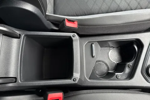 SH72PVO Volkswagen Tiguan 2.0 TDI R-Line DSG 4Motion Euro 6 (s/s) 5dr Thumbnail #48