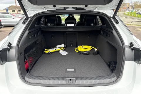 Volkswagen Id.7 Pro S 86kWh Match Plus Tourer Auto 5dr Thumbnail #7