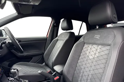 Volkswagen T-Cross 1.5 TSI Black Edition DSG Euro 6 (s/s) 5dr Thumbnail #16