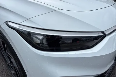 Volkswagen Id.7 Pro S 86kWh Match Plus Tourer Auto 5dr Thumbnail #26