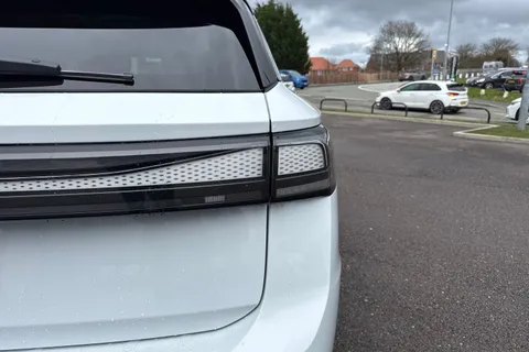 Volkswagen Id.7 Pro S 86kWh Match Plus Tourer Auto 5dr Thumbnail #30