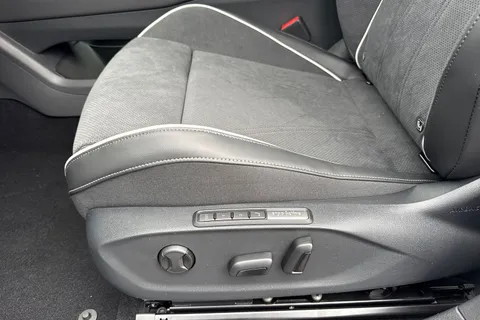 Volkswagen Id.7 Pro S 86kWh Match Plus Tourer Auto 5dr Thumbnail #41