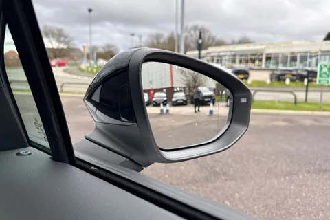 Volkswagen Id.7 Pro S 86kWh Match Plus Tourer Auto 5dr Thumbnail #44