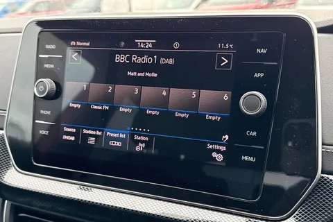 Volkswagen T-Cross 1.5 TSI Black Edition DSG Euro 6 (s/s) 5dr Thumbnail #47