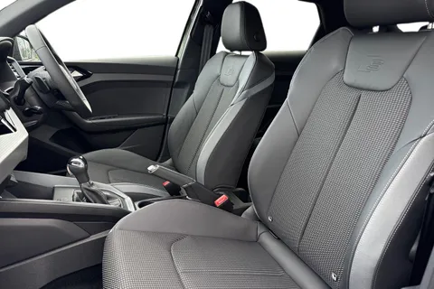  Audi A1 1.0 TFSI 30 Black Edition Sportback S Tronic Euro 6 (s/s) 5dr Thumbnail #16