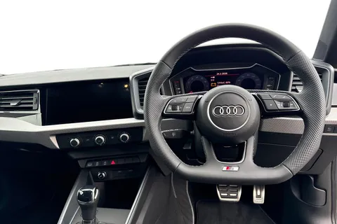  Audi A1 1.0 TFSI 30 Black Edition Sportback S Tronic Euro 6 (s/s) 5dr Thumbnail #18