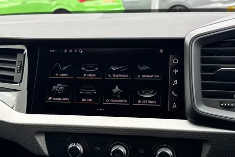  Audi A1 1.0 TFSI 30 Black Edition Sportback S Tronic Euro 6 (s/s) 5dr Thumbnail #28