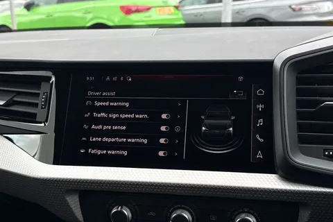  Audi A1 1.0 TFSI 30 Black Edition Sportback S Tronic Euro 6 (s/s) 5dr Thumbnail #32