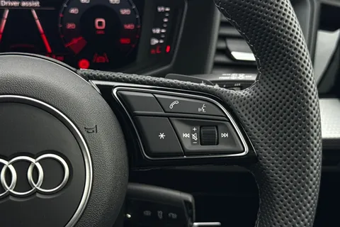  Audi A1 1.0 TFSI 30 Black Edition Sportback S Tronic Euro 6 (s/s) 5dr Thumbnail #34