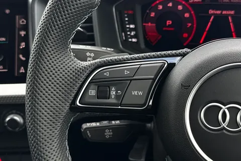  Audi A1 1.0 TFSI 30 Black Edition Sportback S Tronic Euro 6 (s/s) 5dr Thumbnail #35