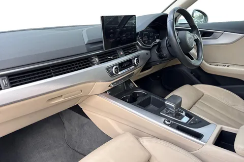 15 of 64 for Audi A4 Avant 2.0 TFSI 35 Sport S Tronic Euro 6 (s/s) 5dr