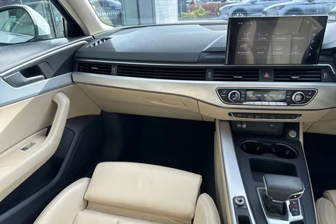 20 of 64 for Audi A4 Avant 2.0 TFSI 35 Sport S Tronic Euro 6 (s/s) 5dr