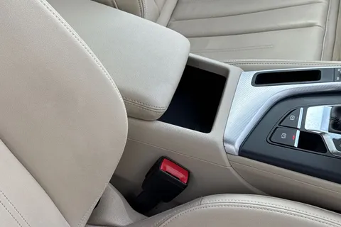 38 of 64 for Audi A4 Avant 2.0 TFSI 35 Sport S Tronic Euro 6 (s/s) 5dr