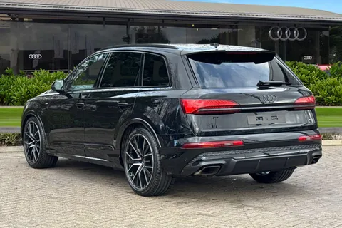  Audi Q7 3.0 TDI V6 Black Edition Tiptronic quattro Euro 6 (s/s) 5dr Thumbnail #2