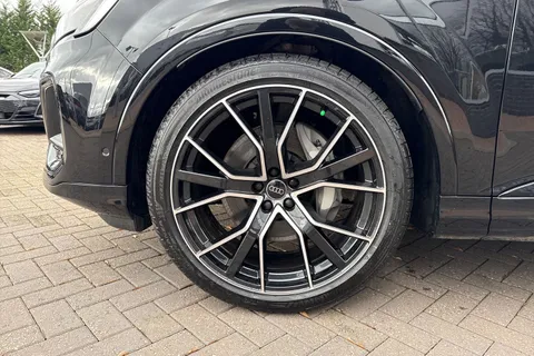  Audi Q7 3.0 TDI V6 Black Edition Tiptronic quattro Euro 6 (s/s) 5dr Thumbnail #9