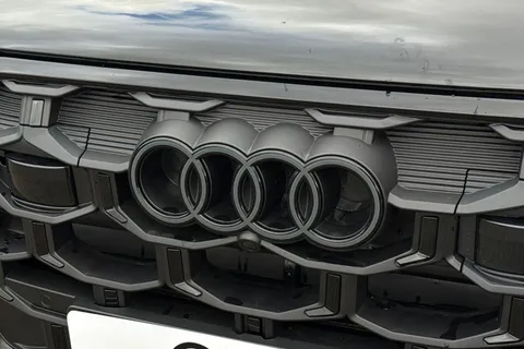  Audi Q7 3.0 TDI V6 Black Edition Tiptronic quattro Euro 6 (s/s) 5dr Thumbnail #24