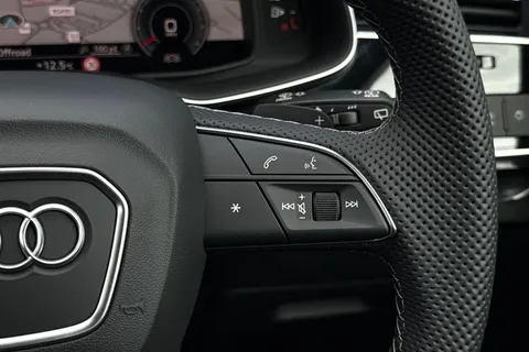  Audi Q7 3.0 TDI V6 Black Edition Tiptronic quattro Euro 6 (s/s) 5dr Thumbnail #36