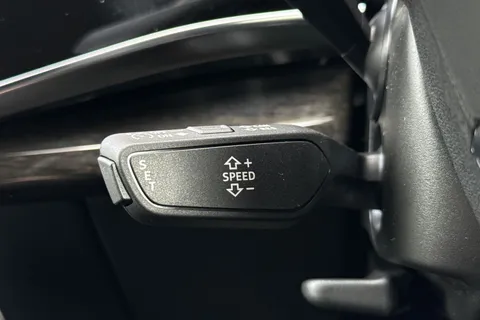  Audi Q7 3.0 TDI V6 Black Edition Tiptronic quattro Euro 6 (s/s) 5dr Thumbnail #38