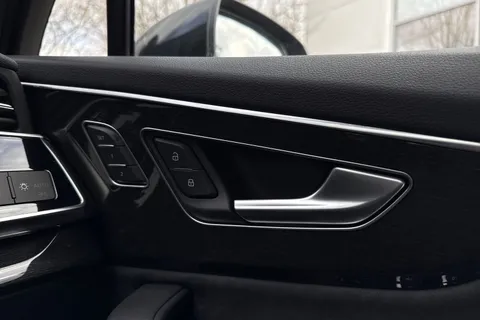  Audi Q7 3.0 TDI V6 Black Edition Tiptronic quattro Euro 6 (s/s) 5dr Thumbnail #40