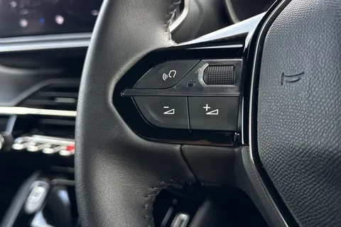 SC24JUE PEUGEOT e-2008 100kW Allure 50kWh 5dr Auto Thumbnail #32