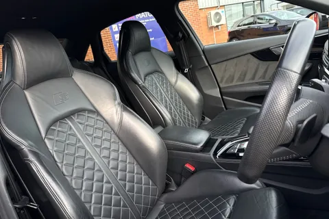 KV20WDM Audi S4 3.0 TDI V6 Black Edition Tiptronic quattro Euro 6 (s/s) 4dr Thumbnail #25