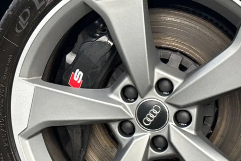 KV20WDM Audi S4 3.0 TDI V6 Black Edition Tiptronic quattro Euro 6 (s/s) 4dr Thumbnail #27