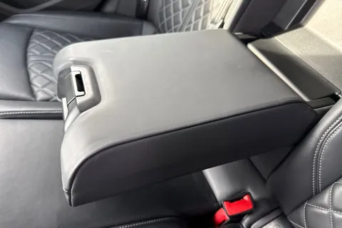 KV20WDM Audi S4 3.0 TDI V6 Black Edition Tiptronic quattro Euro 6 (s/s) 4dr Thumbnail #35