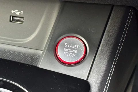 KV20WDM Audi S4 3.0 TDI V6 Black Edition Tiptronic quattro Euro 6 (s/s) 4dr Thumbnail #43