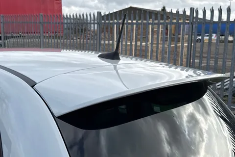 26 of 43 for Abarth 595 1.4 T-Jet Competizione 70th Euro 6 3dr