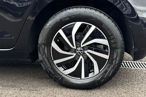 MW72ESN Volkswagen Polo 1.0 Life 5dr **PARKING SENSORS** Thumbnail #14