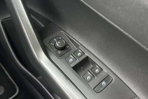 MW72ESN Volkswagen Polo 1.0 Life 5dr **PARKING SENSORS** Thumbnail #22