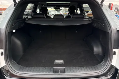 MW22CFU Kia Sportage 1.6 T-GDi 13.8kWh GT-Line S Auto AWD Euro 6 (s/s) 5dr Thumbnail #8